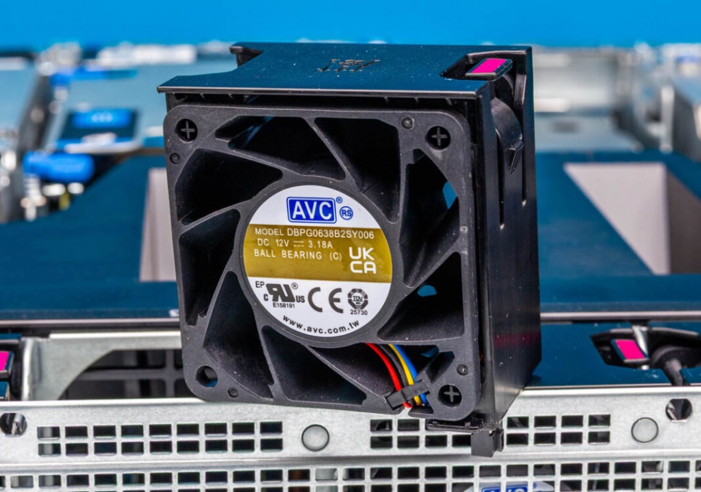HPE-ProLiant-DL145-Gen11-Fan-1068x750.jpg HPE-ProLiant-DL145-Gen11-Fan-1068x750.jpg