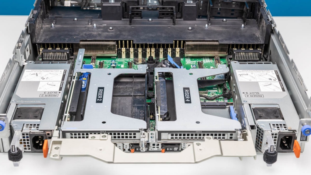 Dell-PowerEdge-R770-Rear-Bottom-Risers-copy.jpg