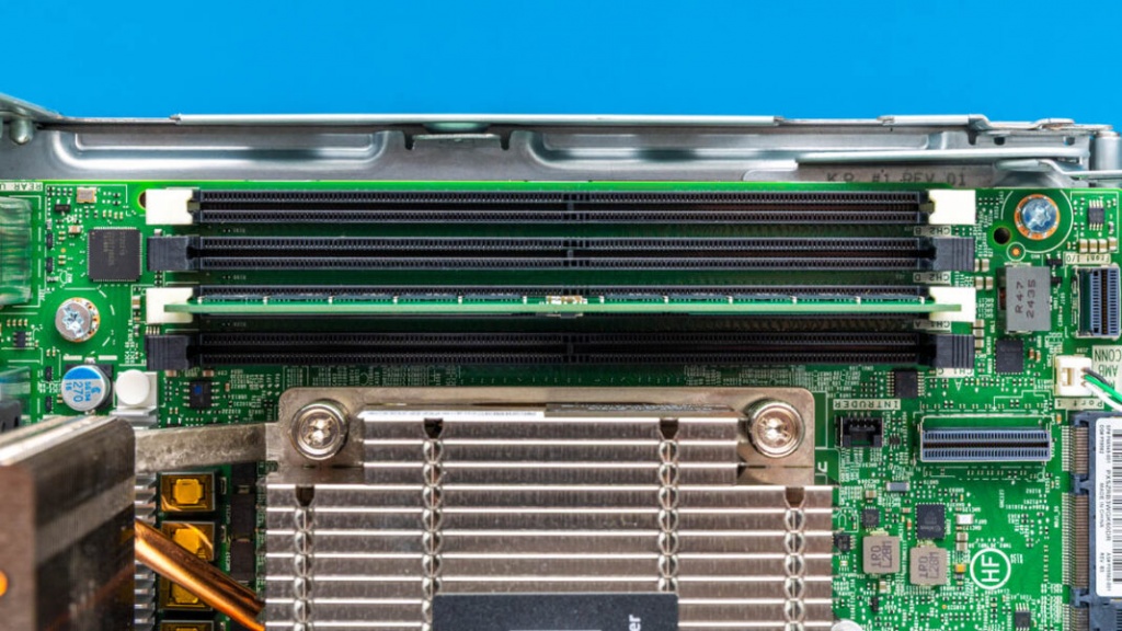HPE-ProLiant-MicroServer-Gen11-DDR5-1.jpg HPE-ProLiant-MicroServer-Gen11-DDR5-1.jpg